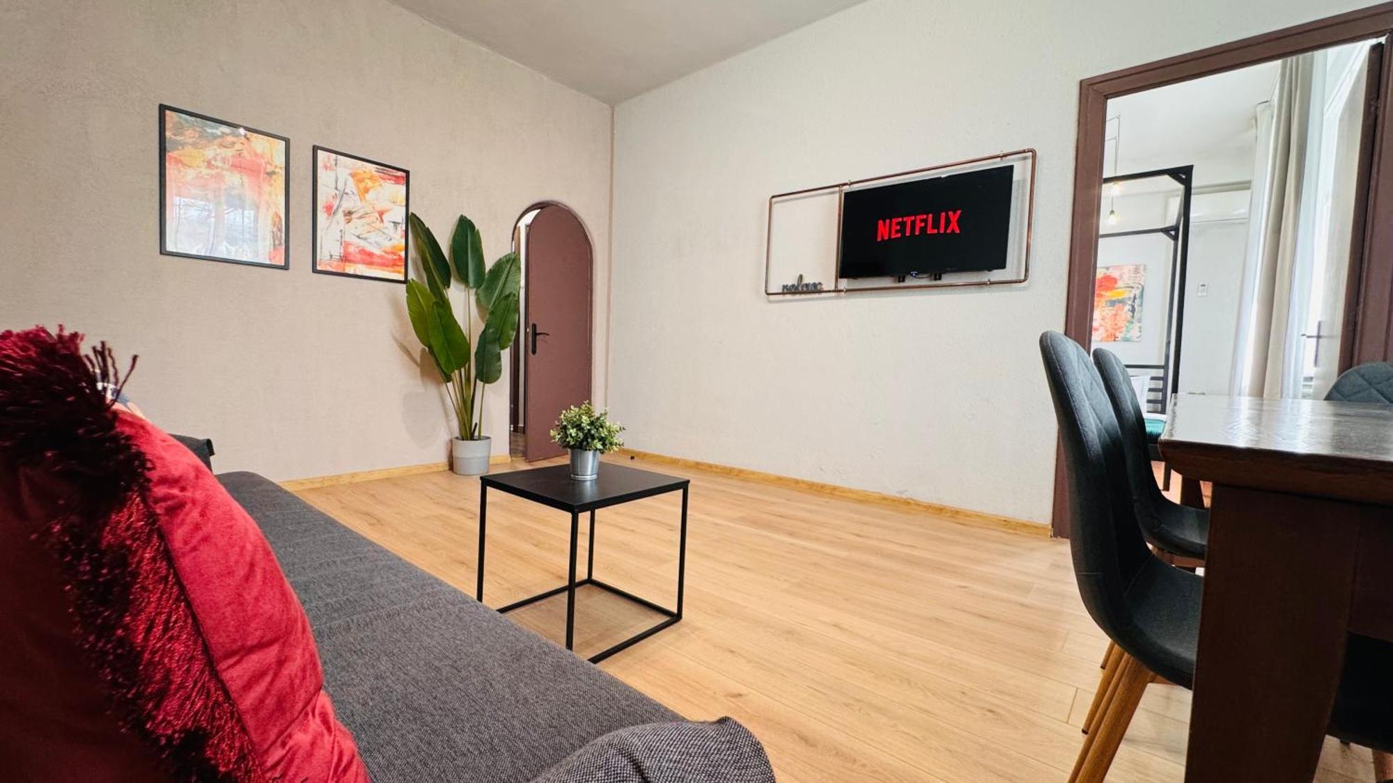 Ideal Home - Spacious & Modern Accommodation Near Unirii Square Bucureşti Phòng bức ảnh