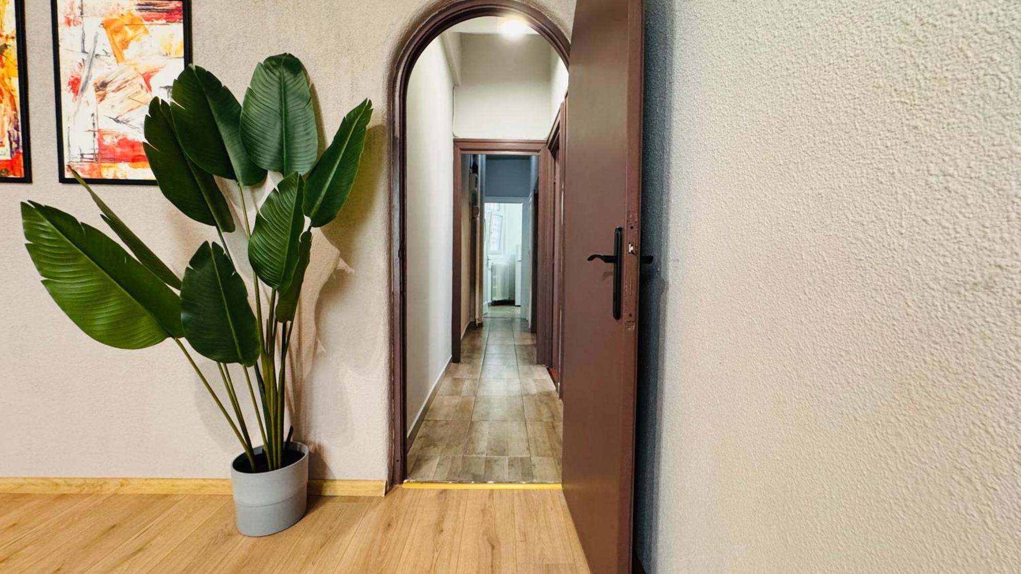 Ideal Home - Spacious & Modern Accommodation Near Unirii Square Bucureşti Phòng bức ảnh
