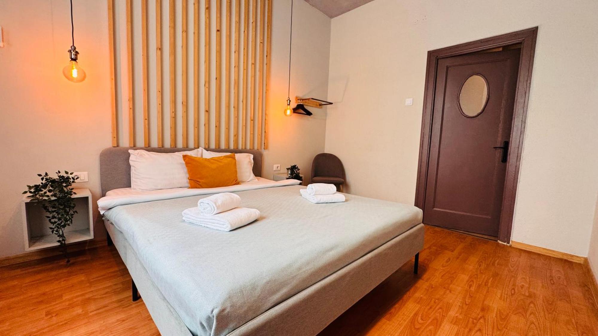 Ideal Home - Spacious & Modern Accommodation Near Unirii Square Bucureşti Phòng bức ảnh