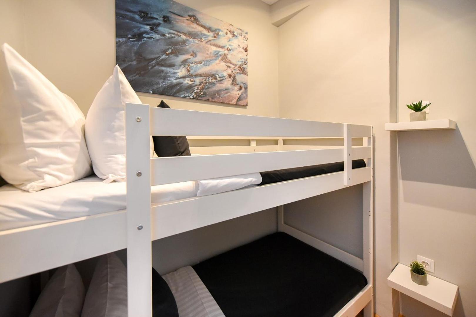 Ideal Home - Spacious & Modern Accommodation Near Unirii Square Bucureşti Ngoại thất bức ảnh