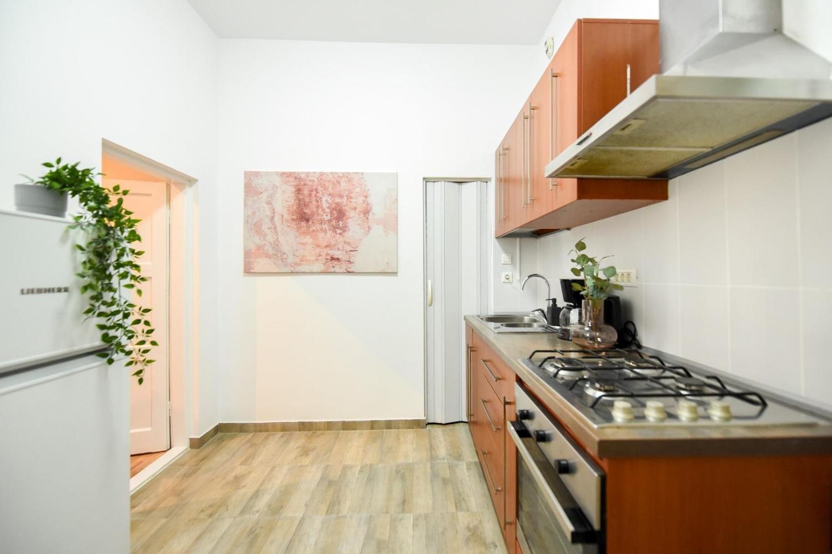 Ideal Home - Spacious & Modern Accommodation Near Unirii Square Bucureşti Phòng bức ảnh